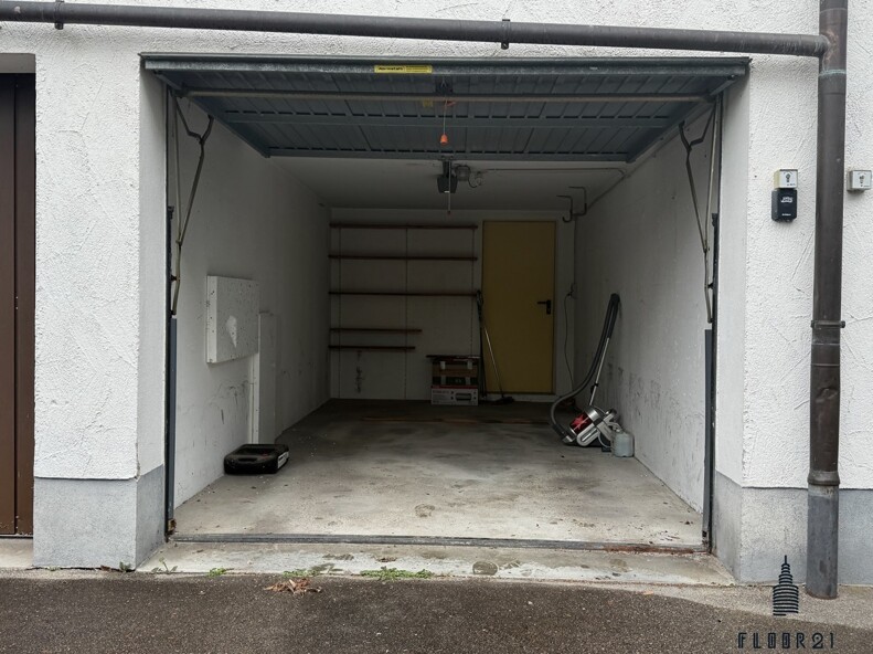 Garage mit Hauszugang