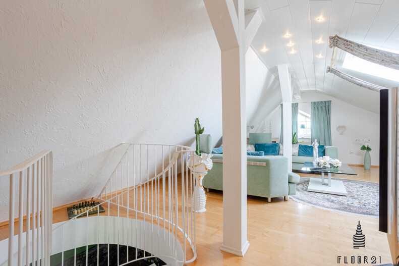 Wohnzimmer DG