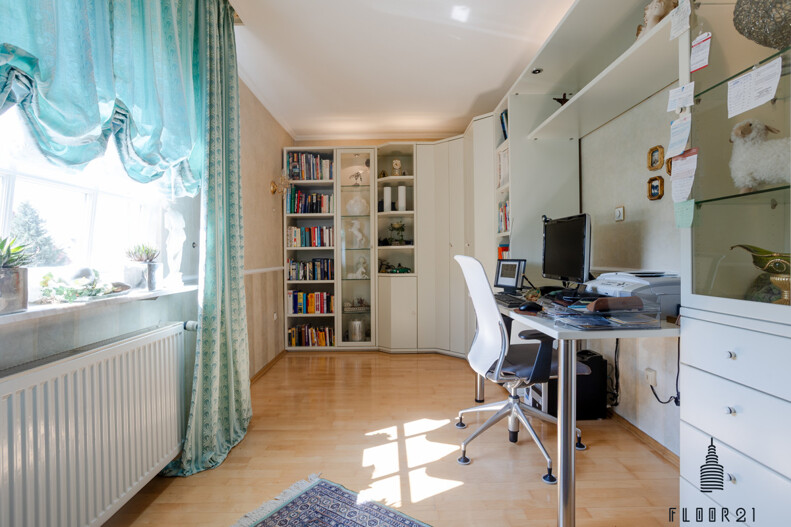 Arbeitszimmer