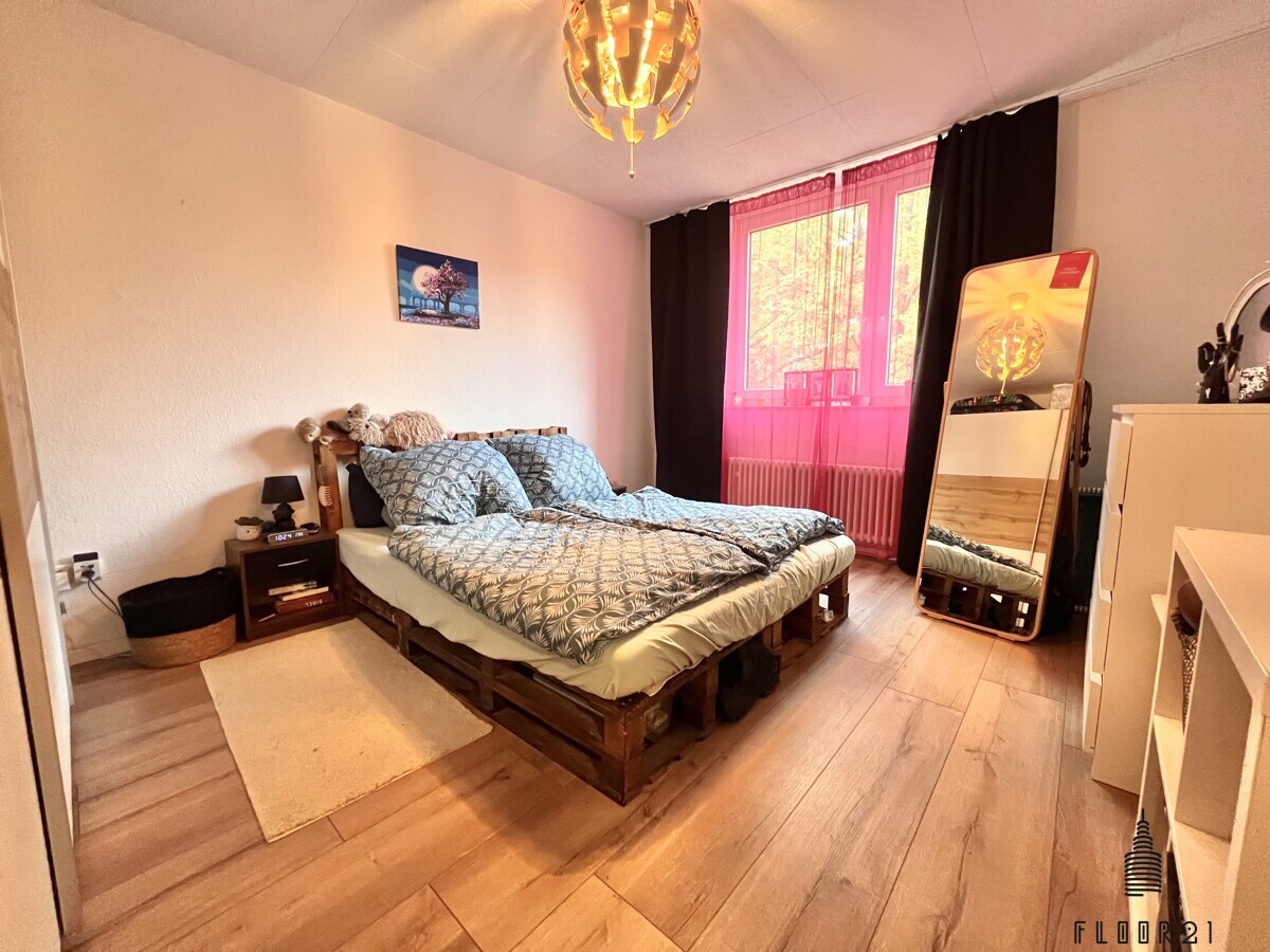 Schlafzimmer 1