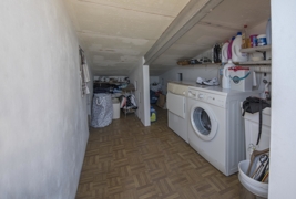 Storeroom roof terrace