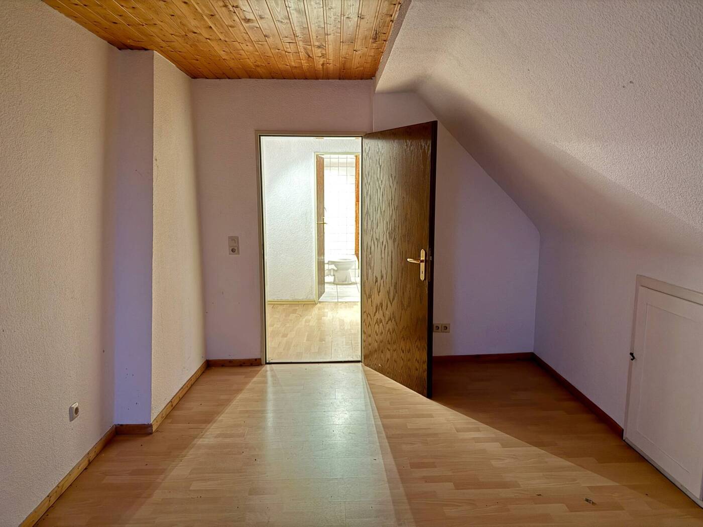 Schlafzimmer (Whg. DG)