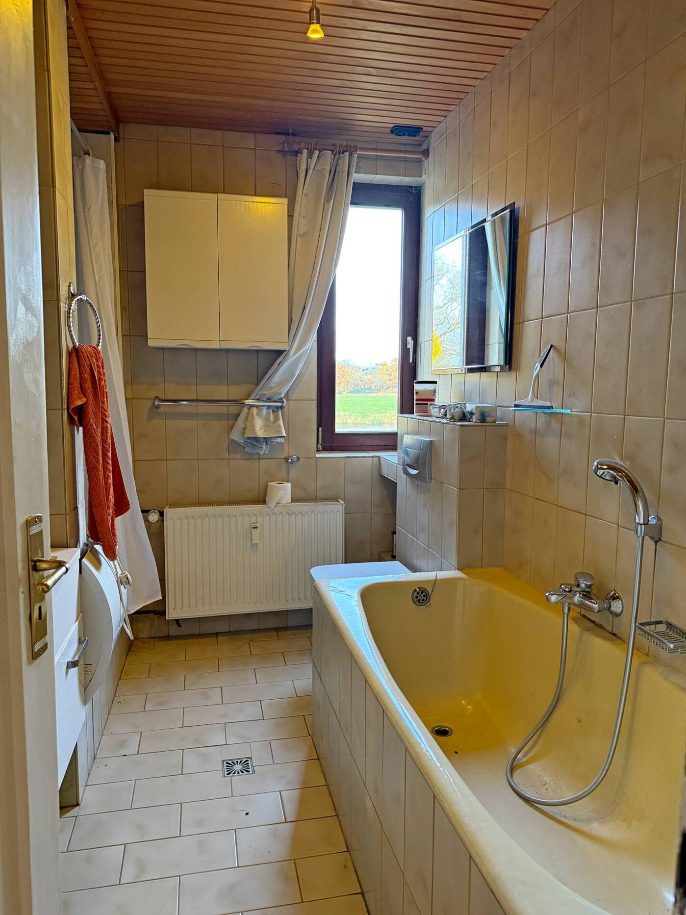 Tageslichtbad (Whg. OG)