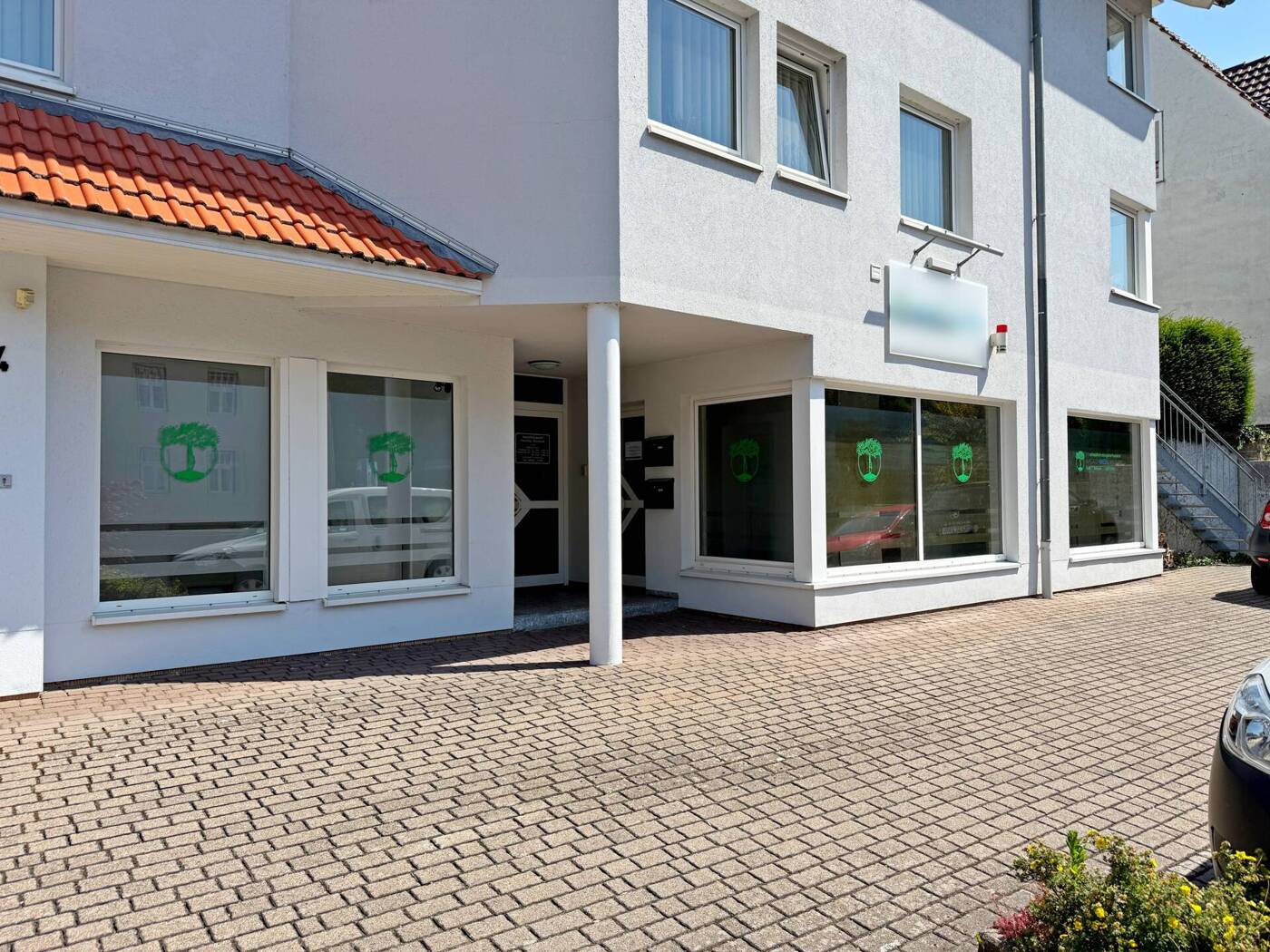 Straßenansicht