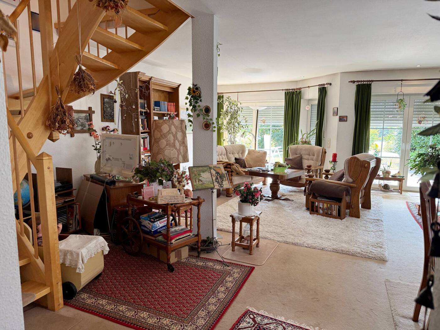 Wohn-Esszimmer (Haus rechts)