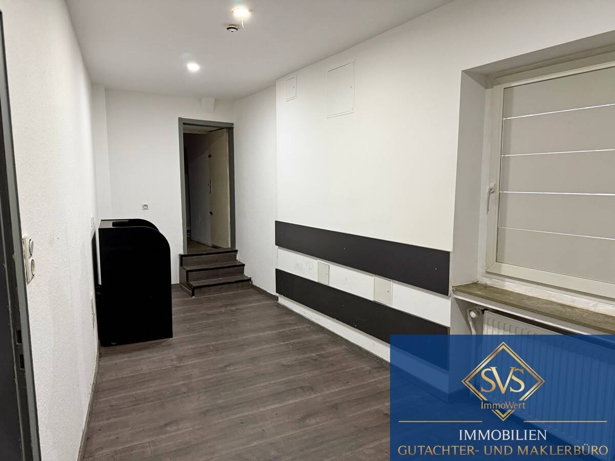 Rückwärtiger Raum Café