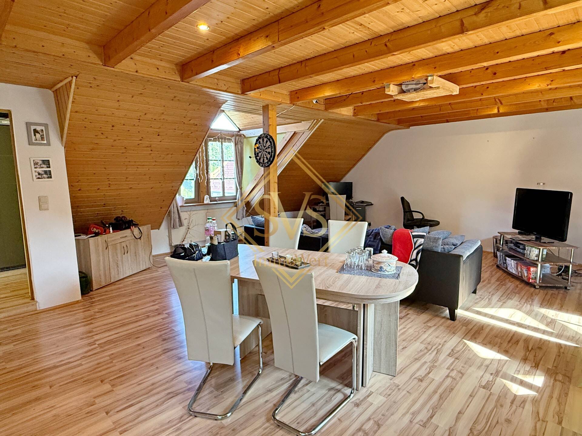 Wohnzimmer DG
