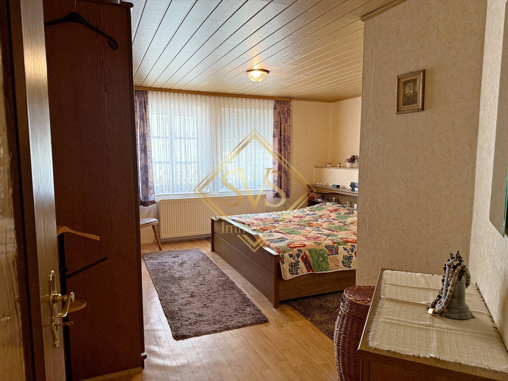 Schlafzimmer 2 OG