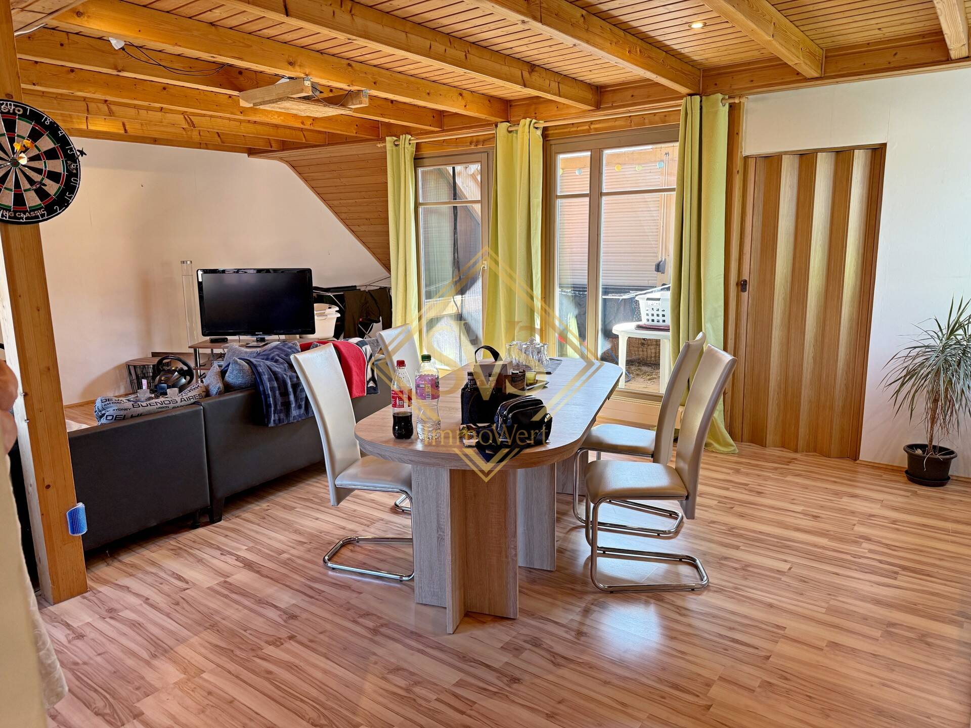 Wohnzimmer DG