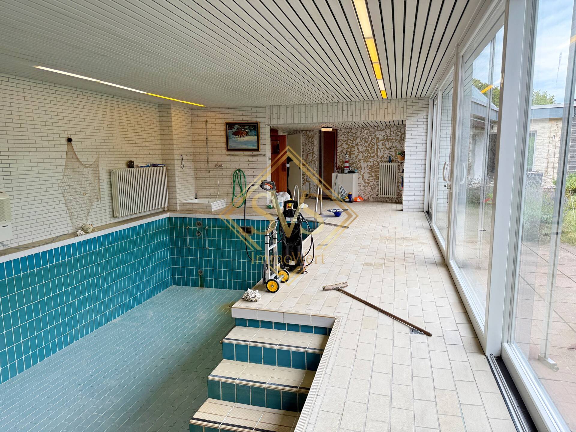 Poolhaus