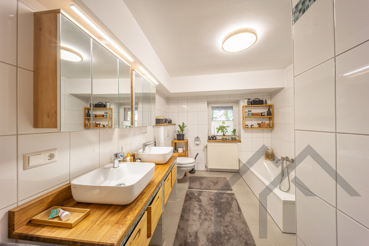 Rechte Haushälfte Bad