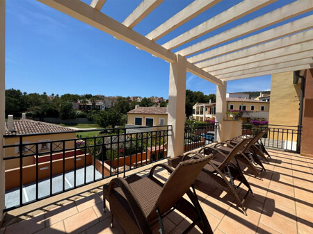 Camp de Mar Haus