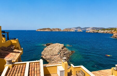 Penthouse auf Mallorca mit Panoramameerblick und direktem Zugang zum Mittelmeer