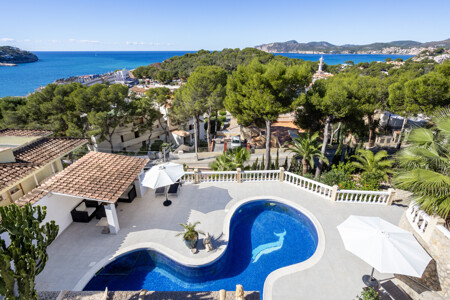 Luxusvilla mit 180° Meerblick, Pool und Gästeapartment in Santa Ponsa, Mallorca – zu verkaufen