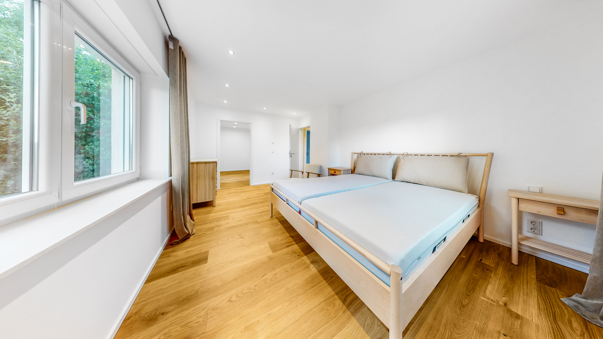 Schlafzimmer 2