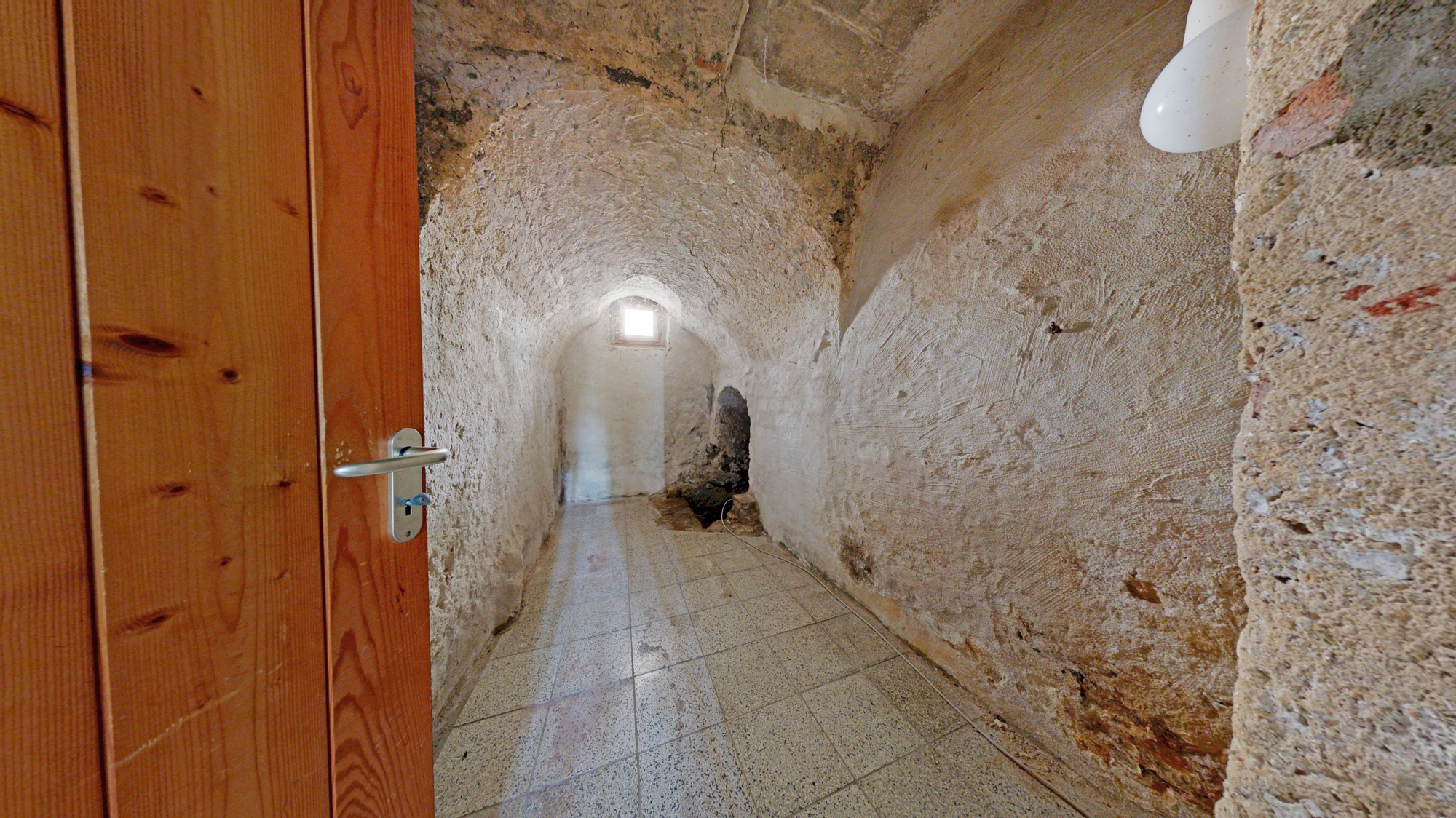 Gewölbekellerzugang