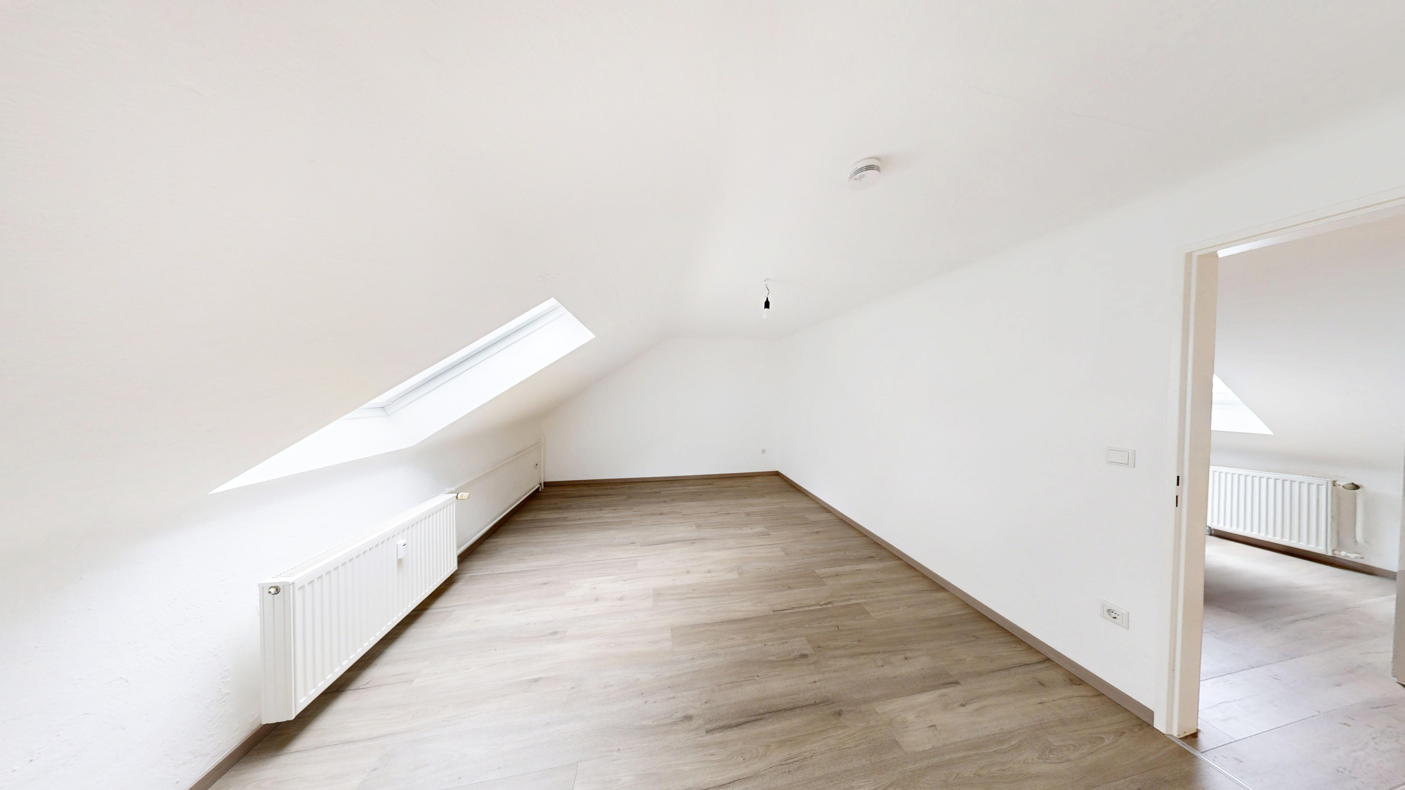 2OGrechts Schlafzimmer