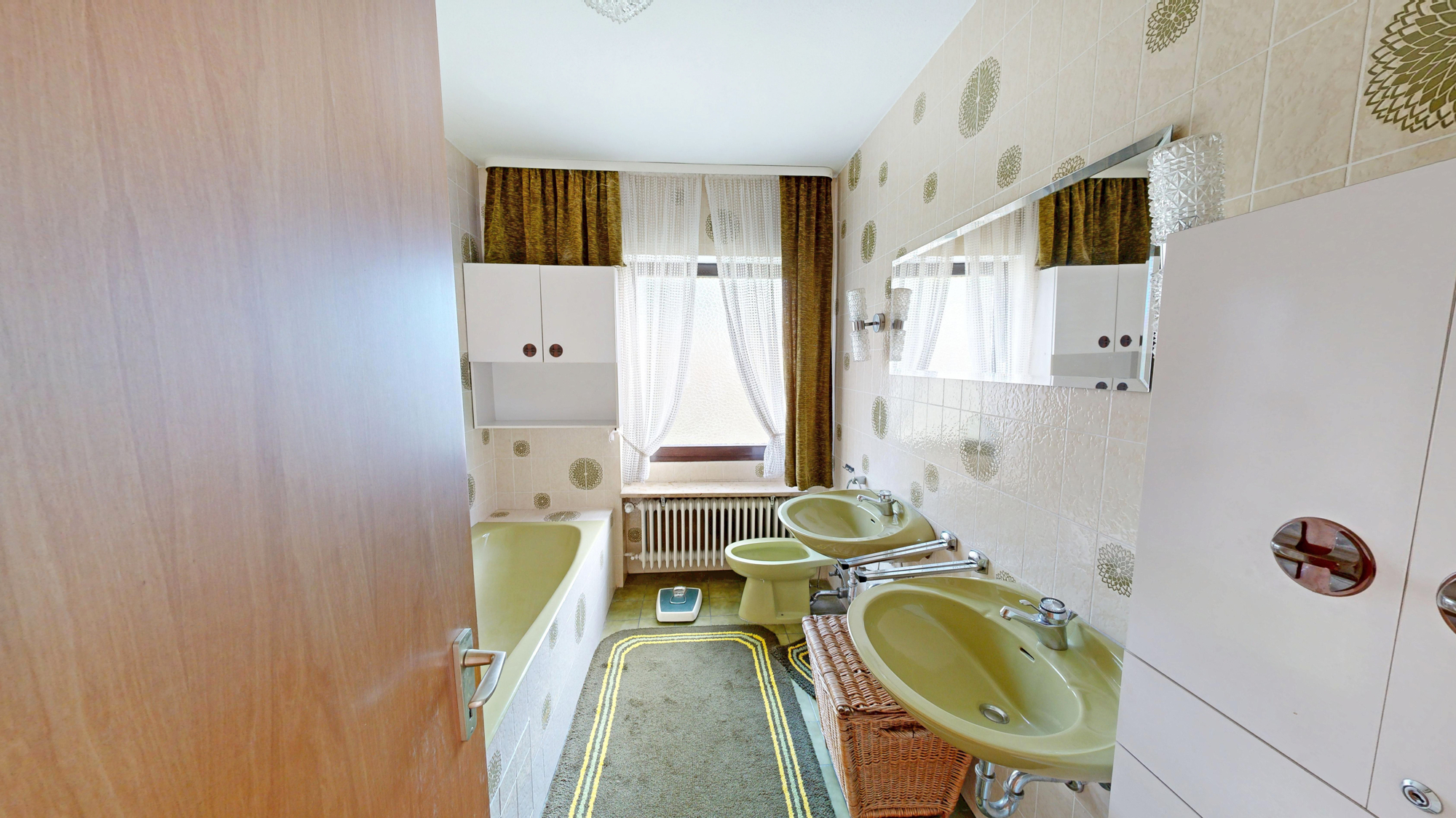 Badezimmer EG