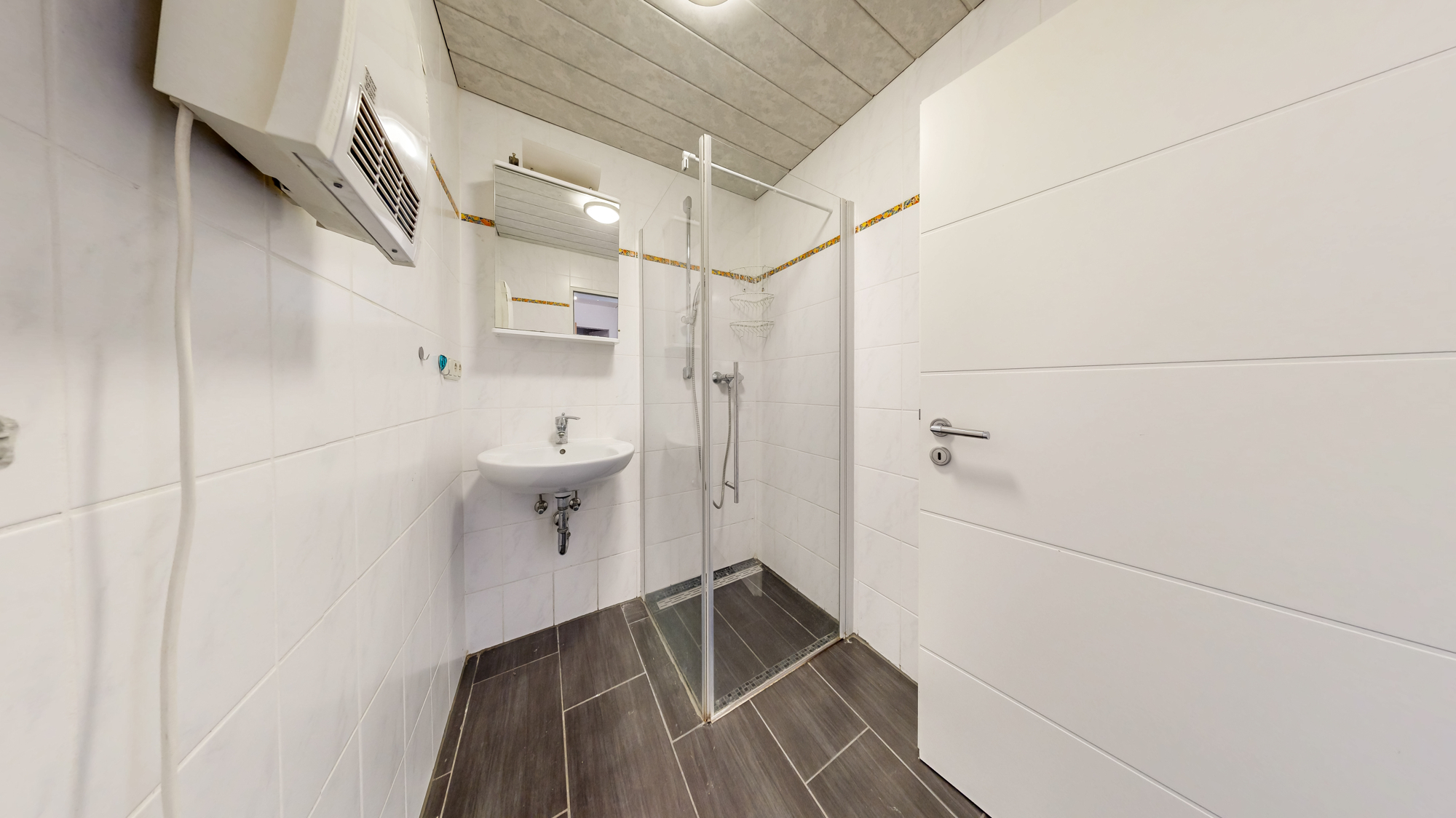 Badezimmer Kellergeschoss