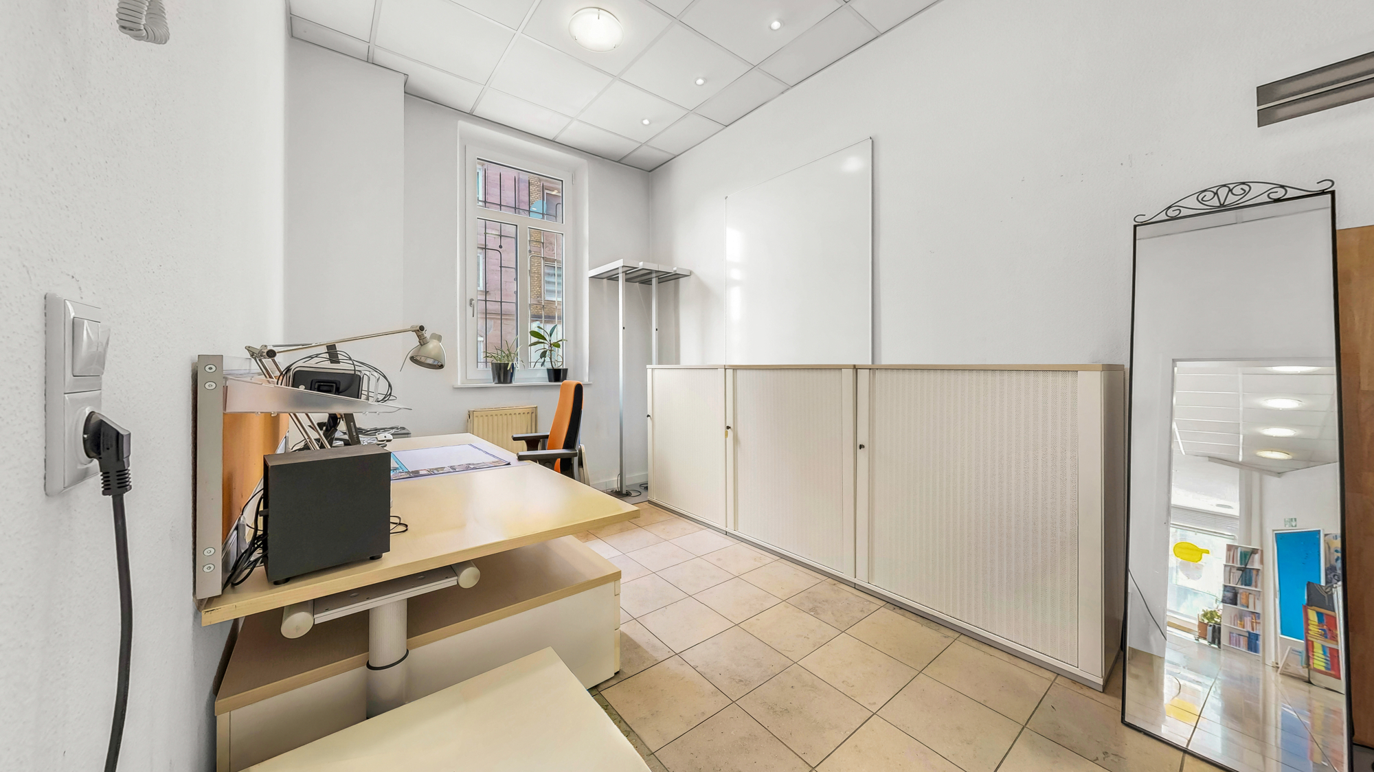 Bürozimmer EG