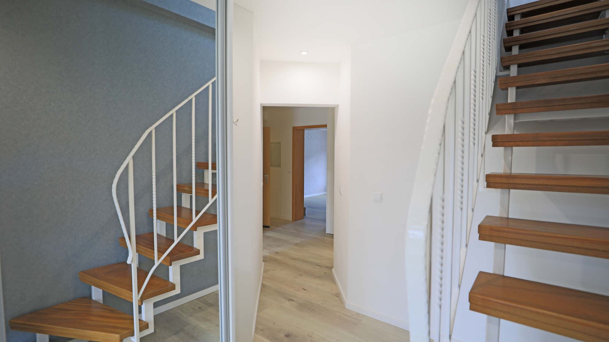 Treppe zur Galerie