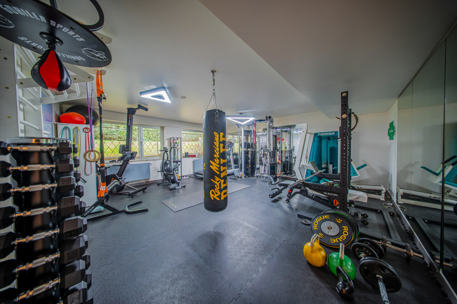 Exklusive Architektenvilla mit privater Wellnesswelt – Ansicht 23