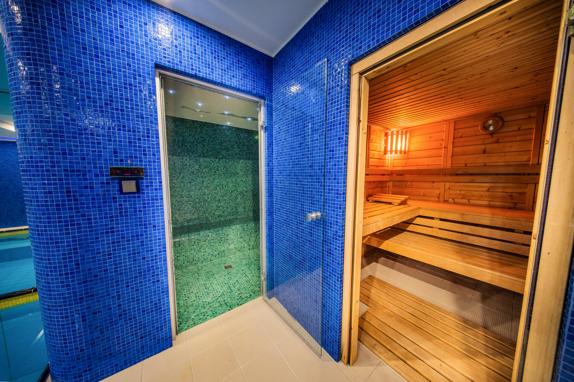 Exklusive Architektenvilla mit privater Wellnesswelt – Ansicht 21