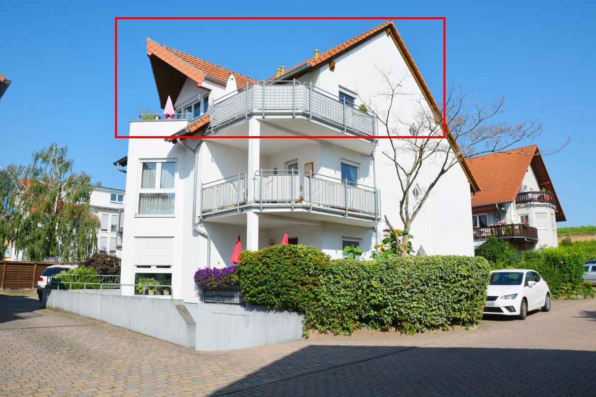 Wohnen auf zwei Ebenen: Wunderbare Maisonettewohnung im renommierten Weinort Deidesheim