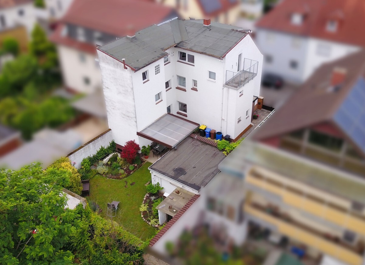 Ein- Dreifamilienhaus in zentraler Lage von Lu-Oppau