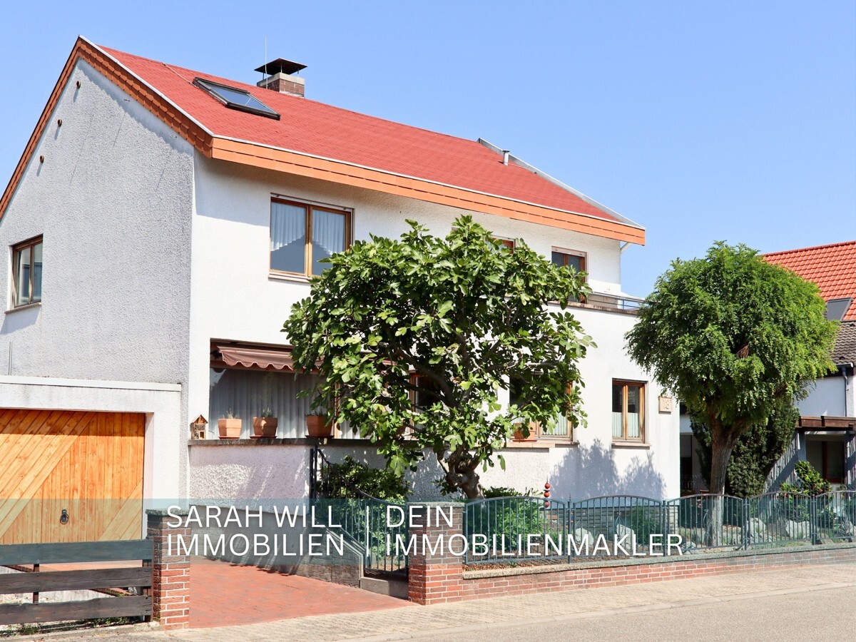 **VERKAUFT**Renovierungsbedürftiges Familienhaus mit großzügigem Grundriss in ruhiger Lage - Haßloch