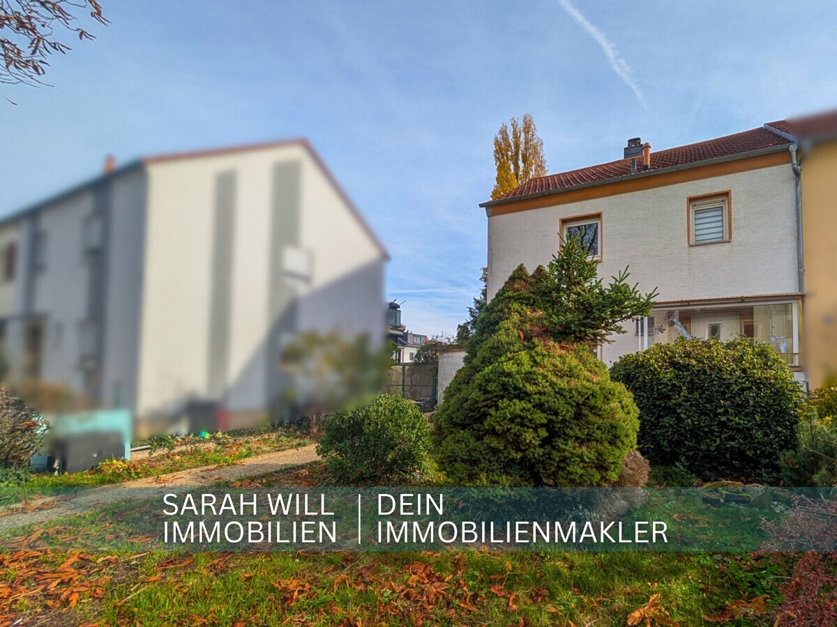 *RESERVIERT* Haus mit Potenzial – Renovierungsbedürftiges REH in zentraler Lage von Neustadt