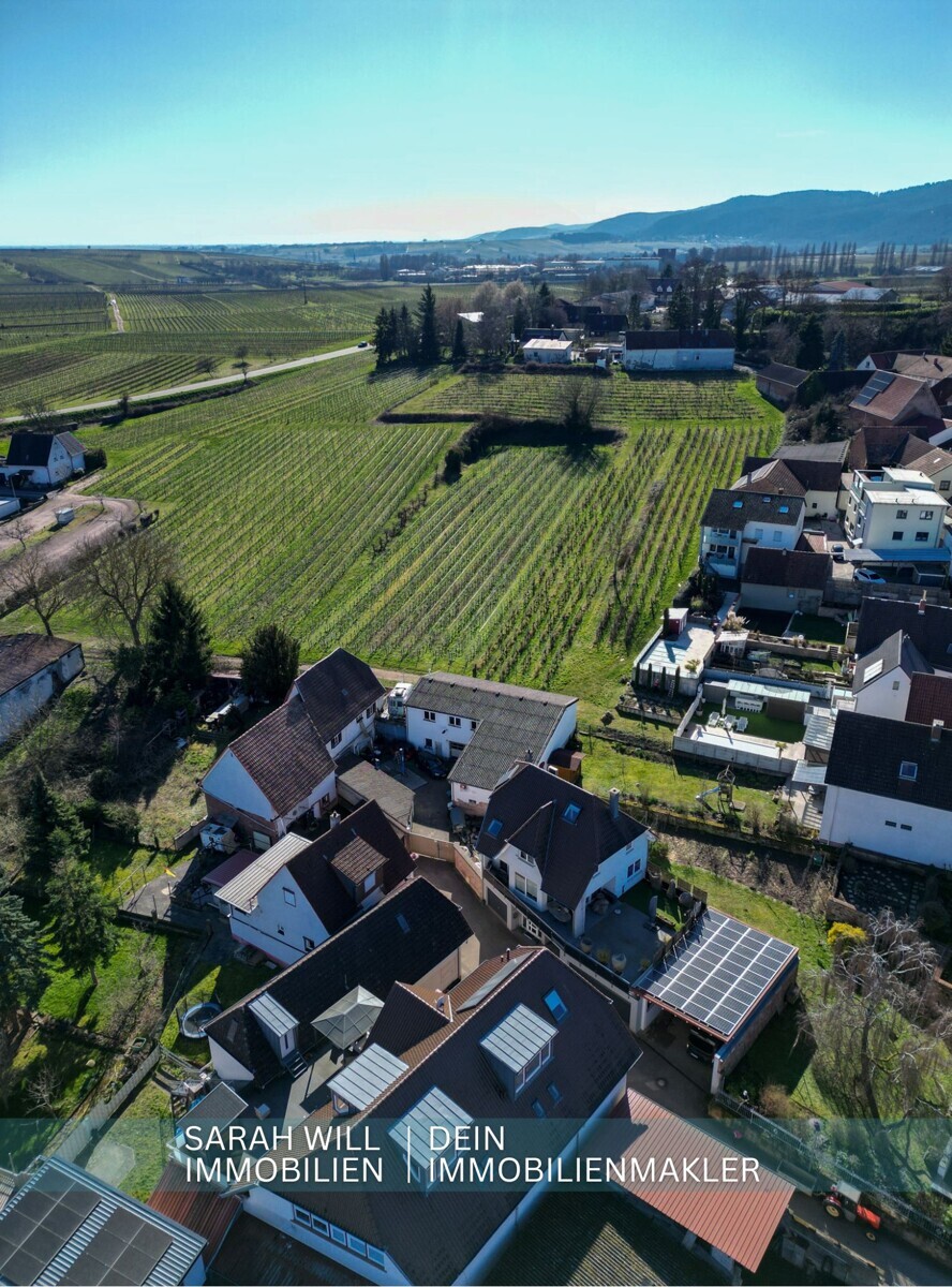 Grundstück mit Abrissbestand: Begehrter Ortslage von Ilbesheim - wenige Minuten von Landau entfernt