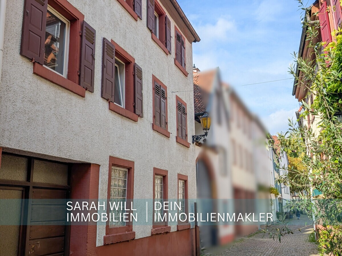 Top Lage - Innenstadt: 2-3 Familienhaus mit viel Potential
