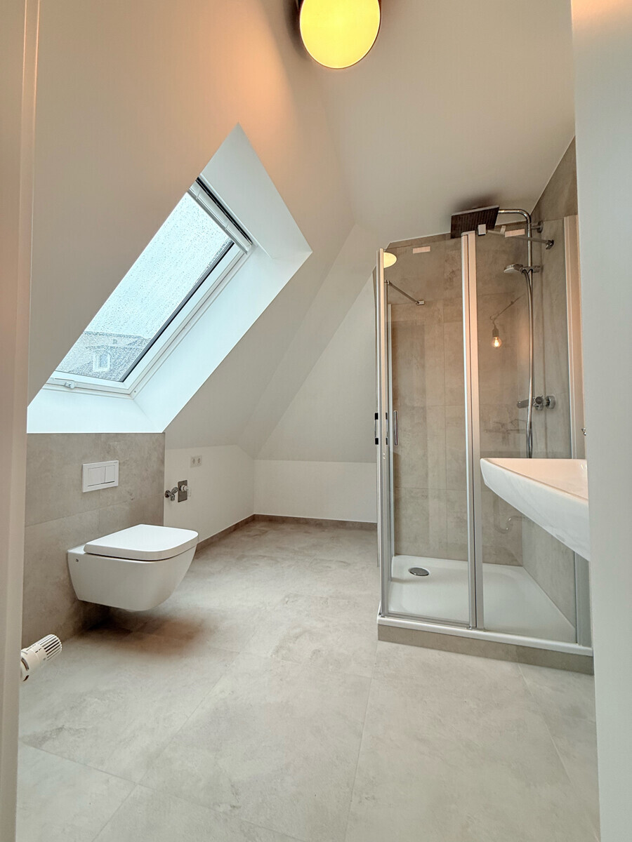 Bad mit Waschmaschinenanschluss