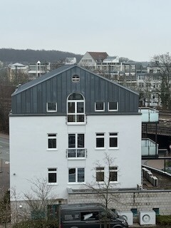 Rückansicht Gebäude