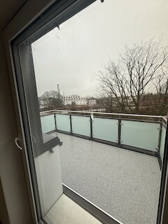 Balkon ": Schlafzimmer/Büro