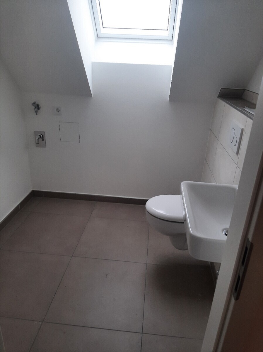 Gäste WC mit Anschluss Waschmaschine