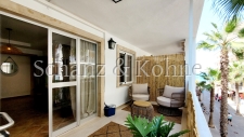 Terrasse mit seitlichem Meerblick