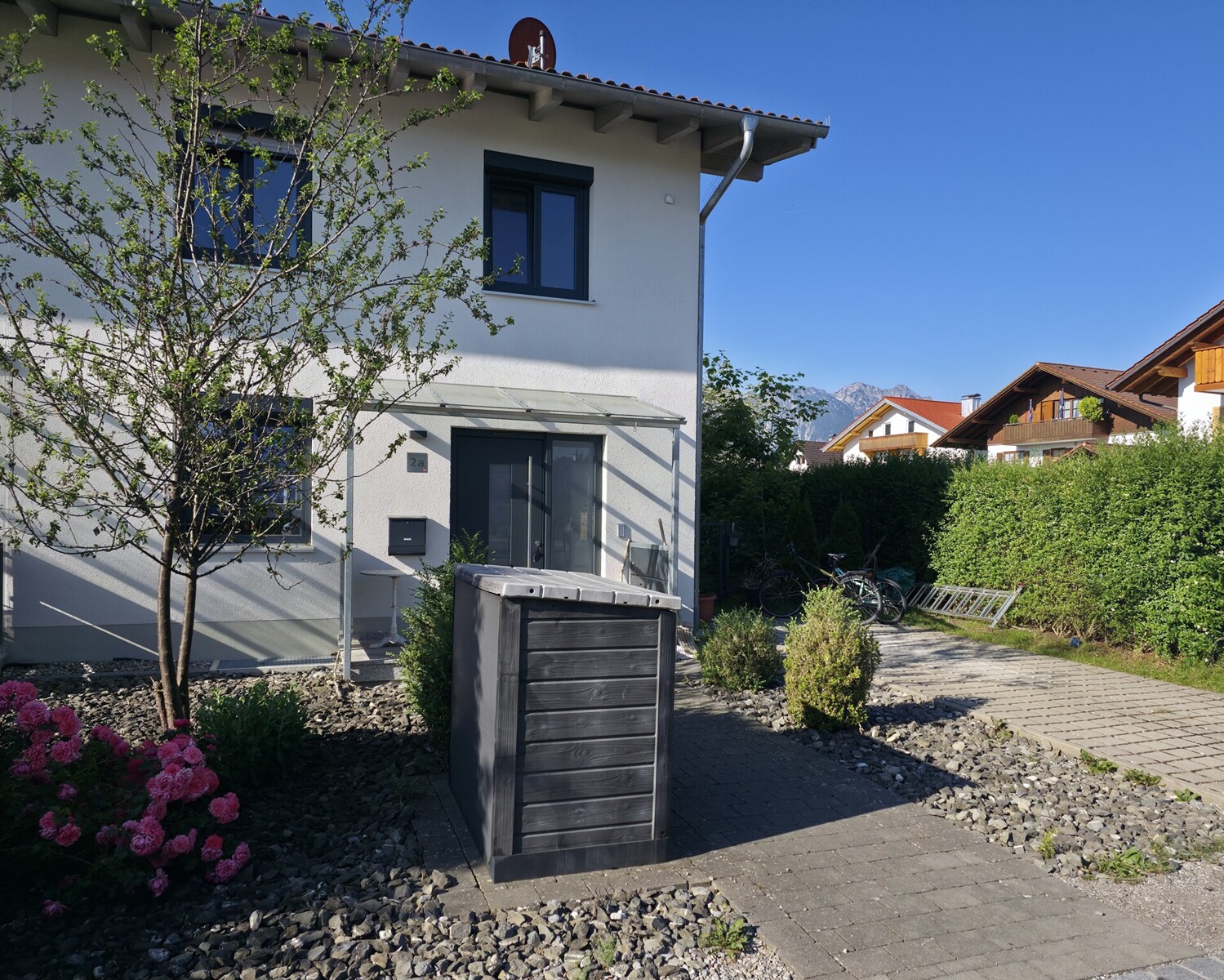 Straßenansicht