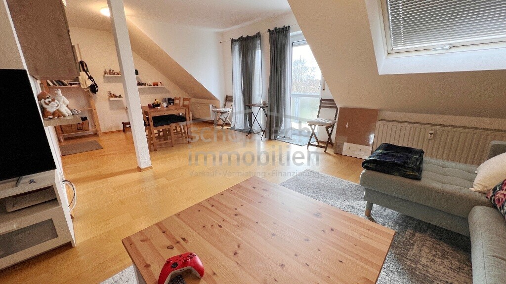 11 Wohn-, Essbereich