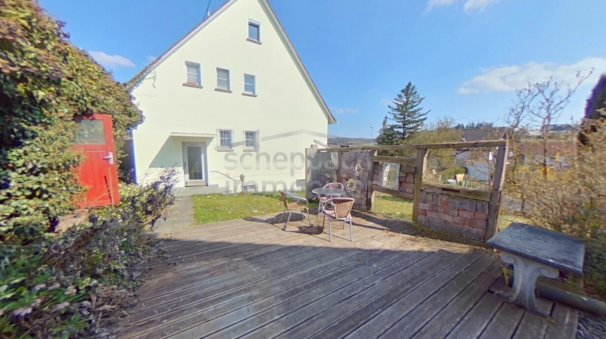 10 Außen Garten Hauseingang