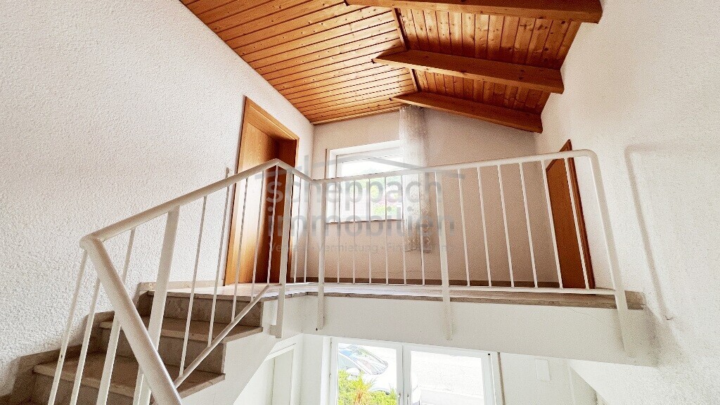 0.4 Hausflur DG