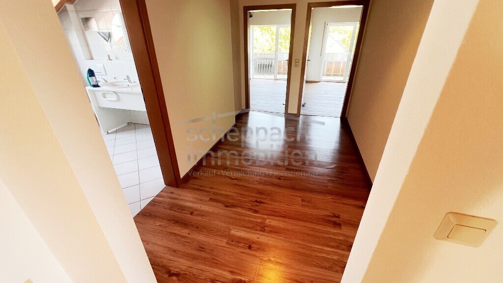 18 Wohnungsflur