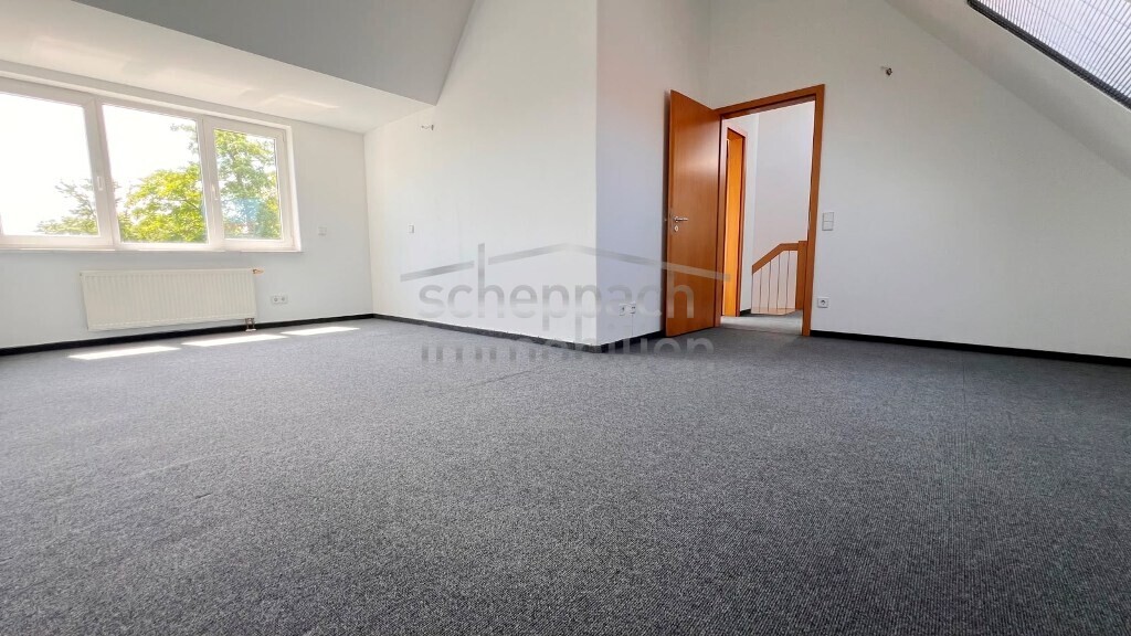 11 Zimmer 4 oben
