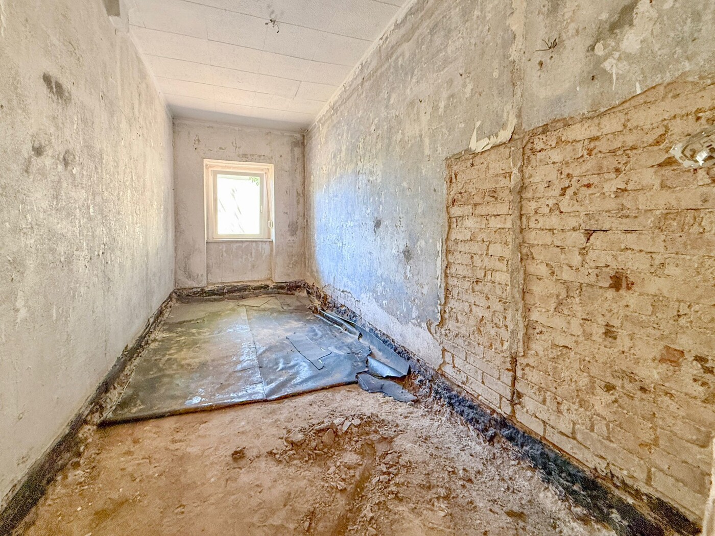 Zimmer 4 | linkes Gebäude