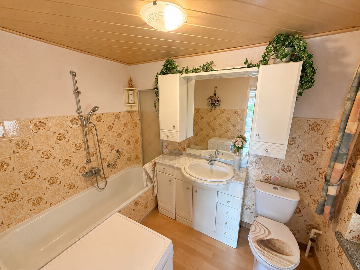 Badezimmer | EG