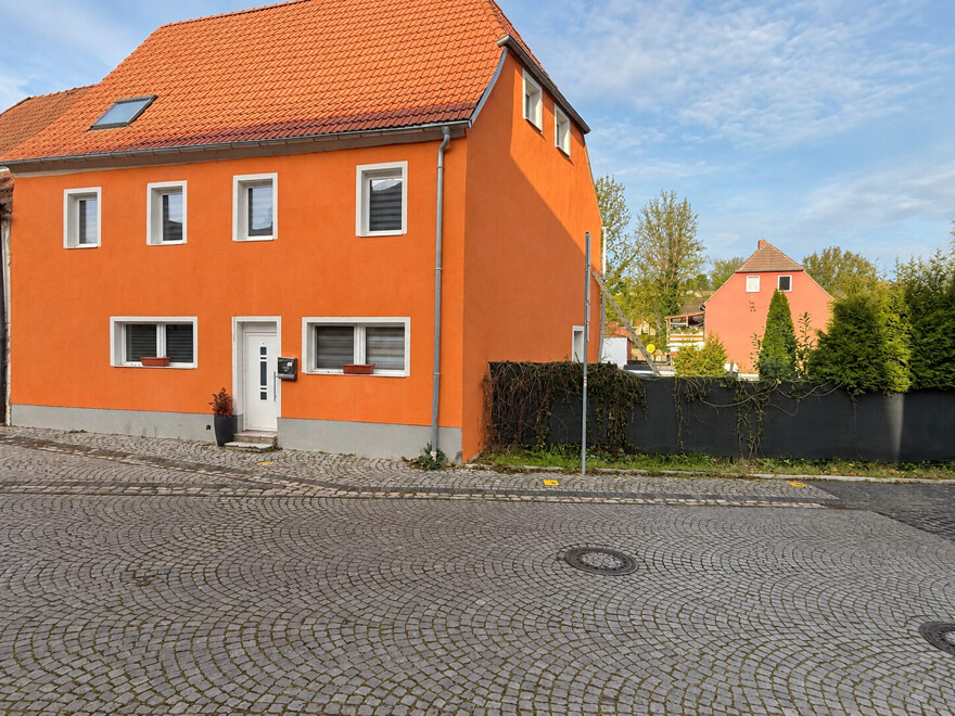 Straßenansicht