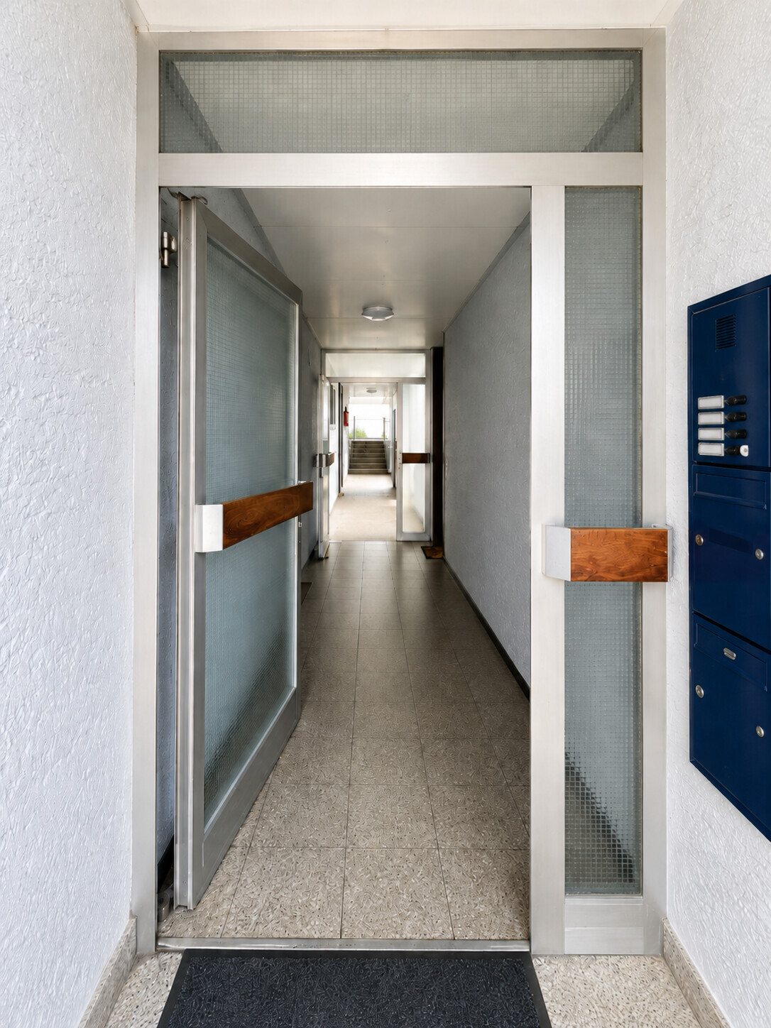 Eingangsbereich Gebäude