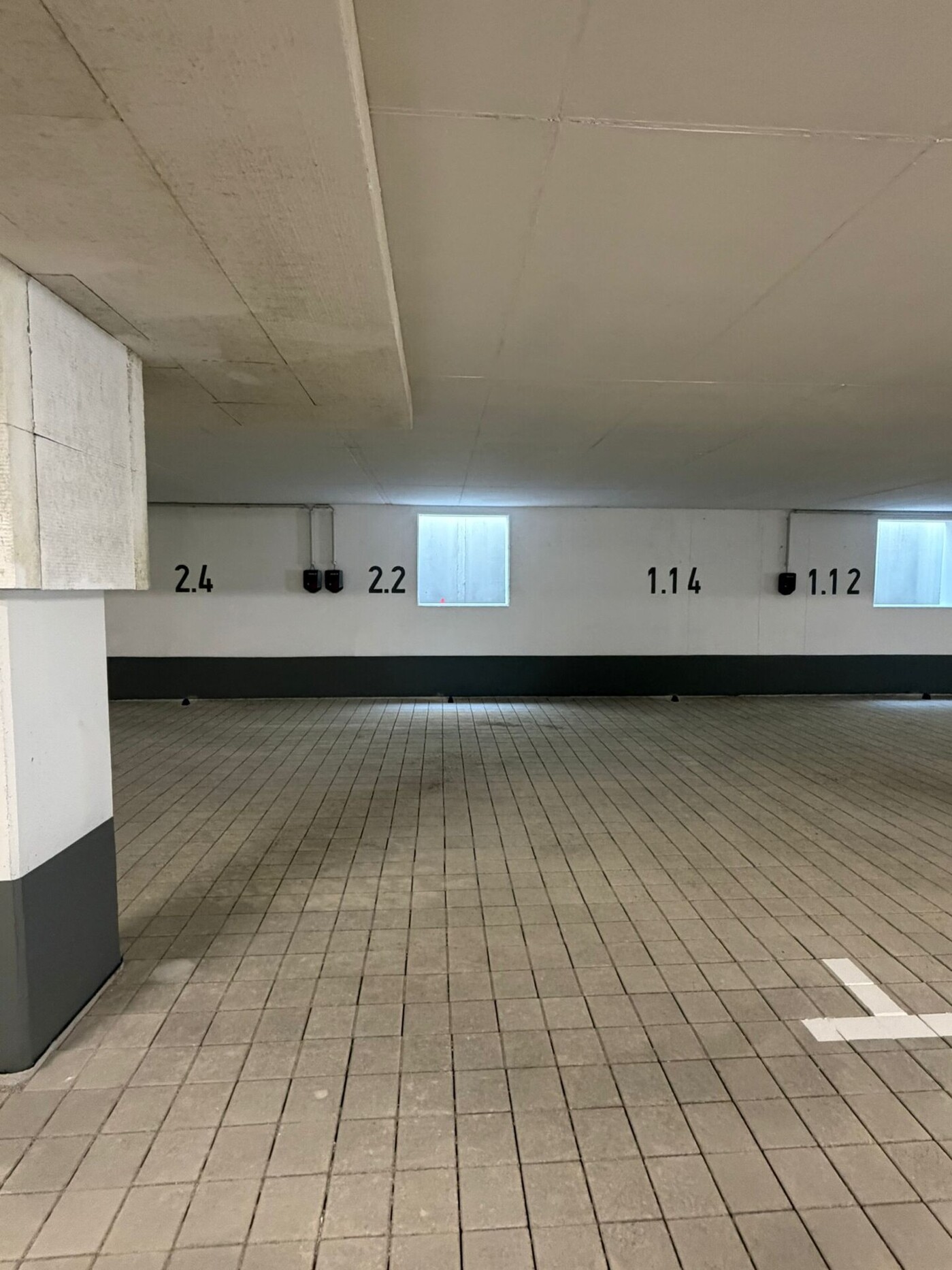 Tiefgaragestellplatz