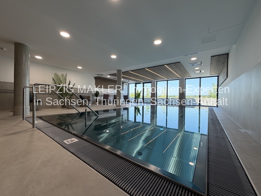 SOFORT EINZIEHEN: Premium Service-Wohnen: Fitnessstudio, Sauna, Swimmingpool, Terrassen, Gastronomie - Photo 2